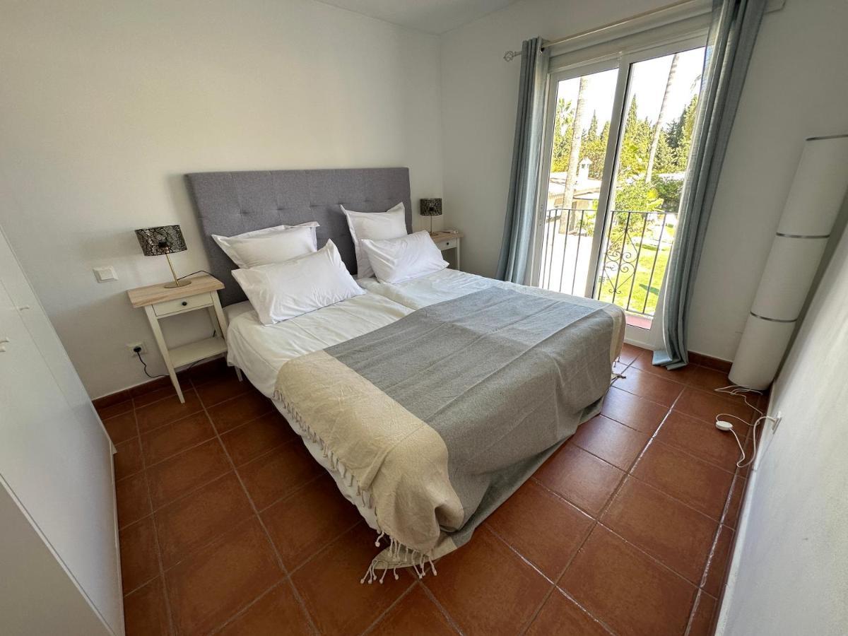 Banus Lodge Marbella Ngoại thất bức ảnh