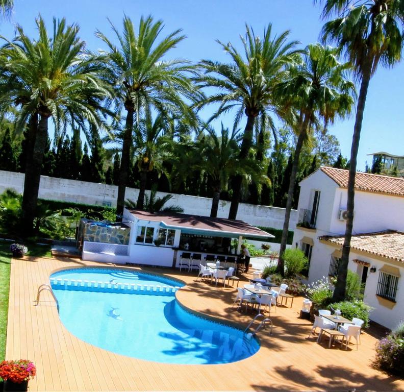 Banus Lodge Marbella Ngoại thất bức ảnh