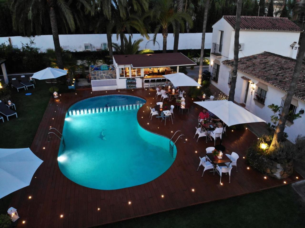Banus Lodge Marbella Ngoại thất bức ảnh